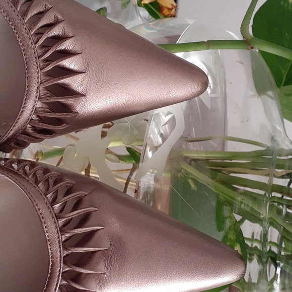 ANN TAYLOR SHOES - Picture 6 of 8